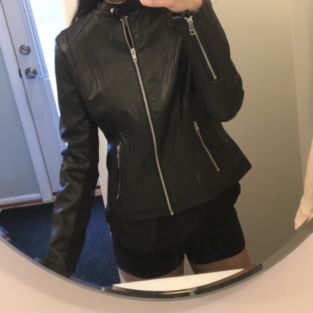 Black Rivet black leather jacket